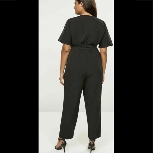 🌻NWT LANE BRYANT Sz28 SILVER STUDDED SHOULDERS BLACK CREPE BELTED JUMPSUIT - Picture 3 of 15